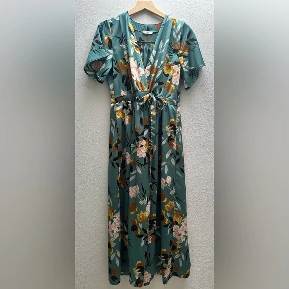 Floral Maxi Wrap Dress - Picture 5 of 6